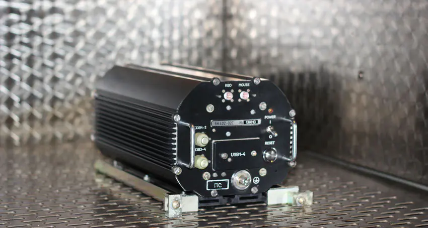 Бартавая персанальная электронная вылічальная машына серыі БК402