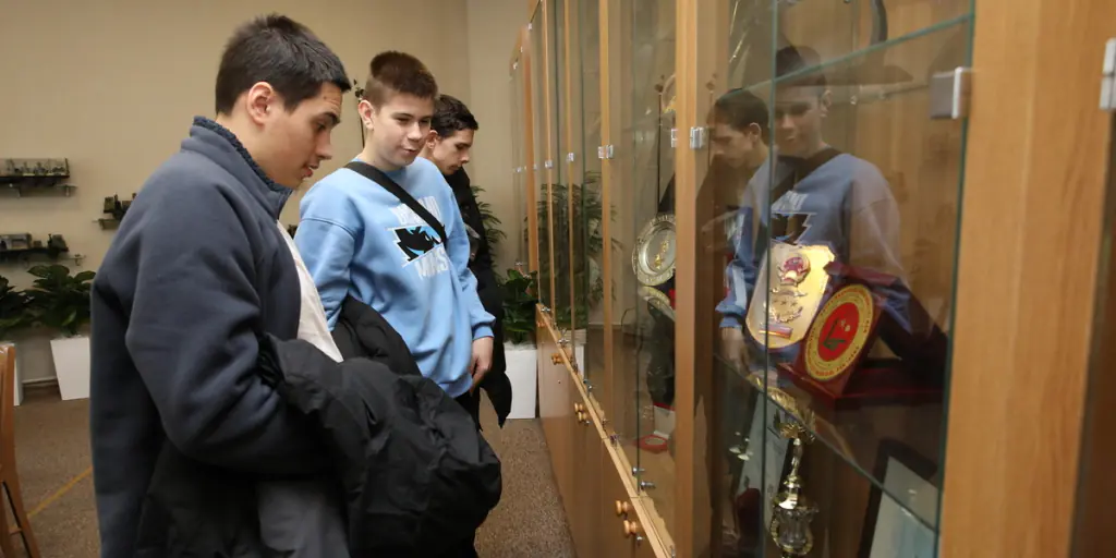 Шаг к будущей профессии: минские гимназисты на экскурсии в АГАТе