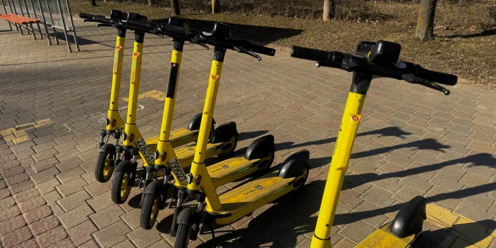 Управлять самокатом классно и безопасно!